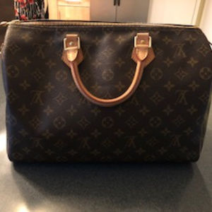 Louis Vuitton Speedy 35 - Authentic